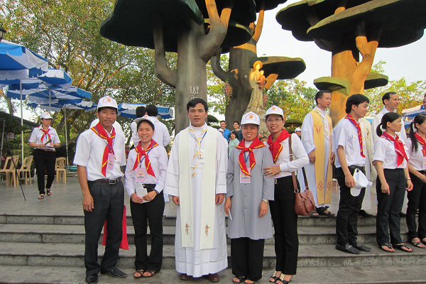 Hình ảnh những ngày đầu Ban Chấp hành Liên đoàn lâm thời tham dự Buổi gặp mặt Huynh trưởng TNTT toàn quốc tại La Vang 30/4 - 01/5/2013