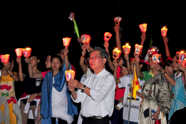 Liên đoàn TNTT Giuse Khang GPTB: Đêm lửa thiêng Sa mạc huấn luyện Huynh trưởng cấp I - 2015